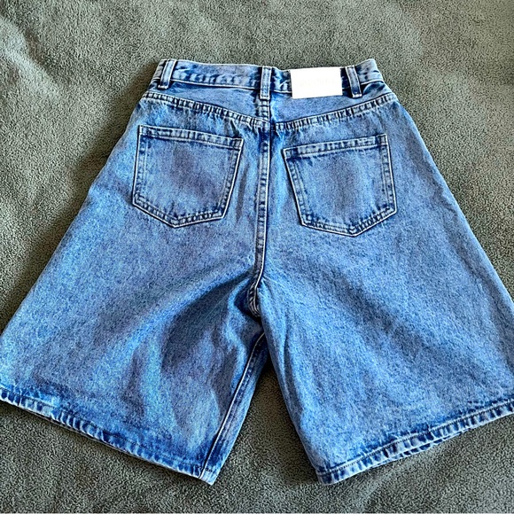 Missguided Bermuda Denim Shorts - Picture 2 of 3